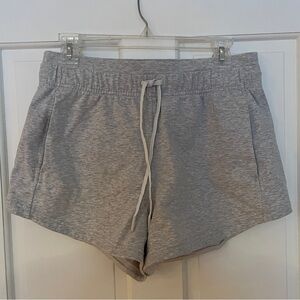 Lululemon Inner Glow HR Short 3” size 8